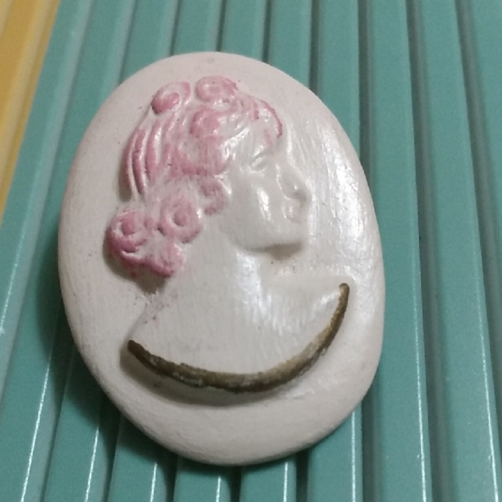 Modern Pink Haired Cameo